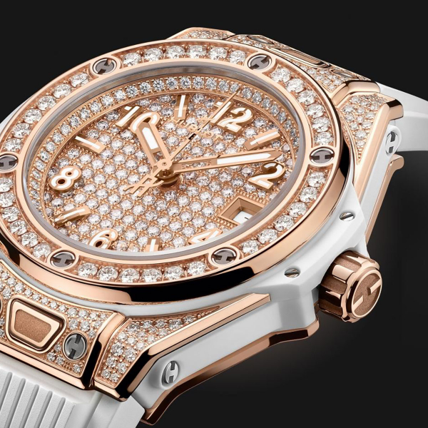 Hublot One Click King Gold White Full Pave 33mm Watch 485.OE.9000.RW.1604