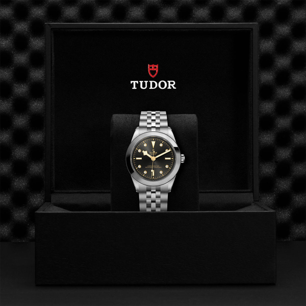 TUDOR Black Bay 39 Watch M79660-0004